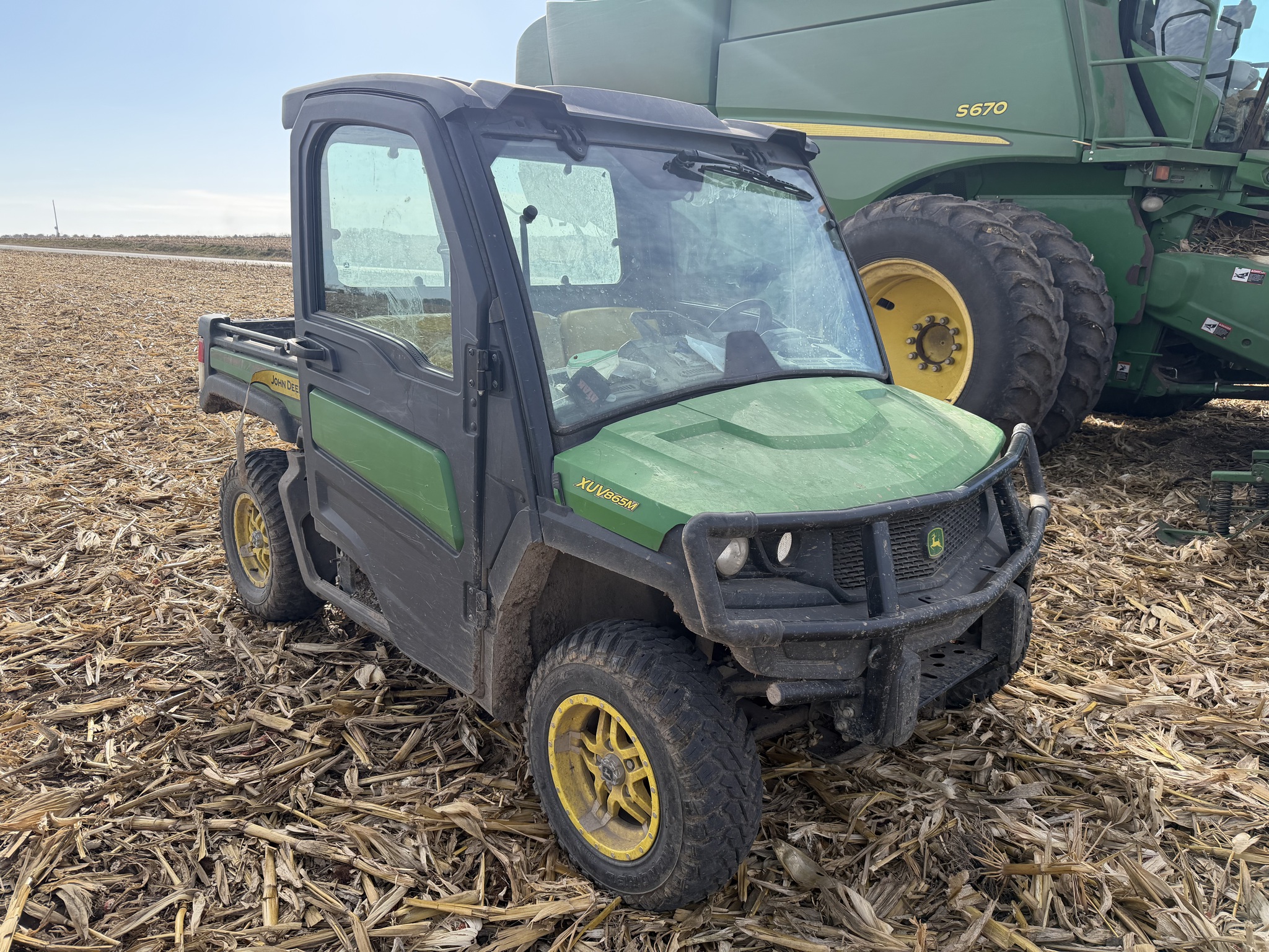  2022 John Deere XUV 865M at Heritage Tractor in Monmouth, IL
