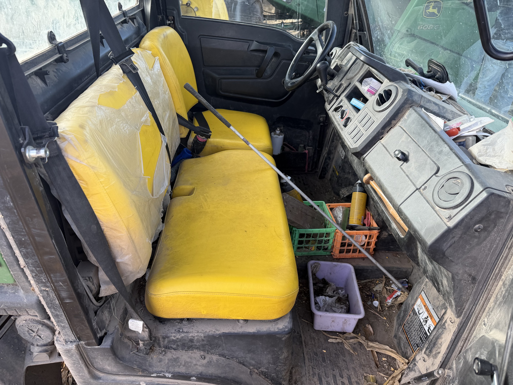  2022 John Deere XUV 865M at Heritage Tractor in Monmouth, IL
