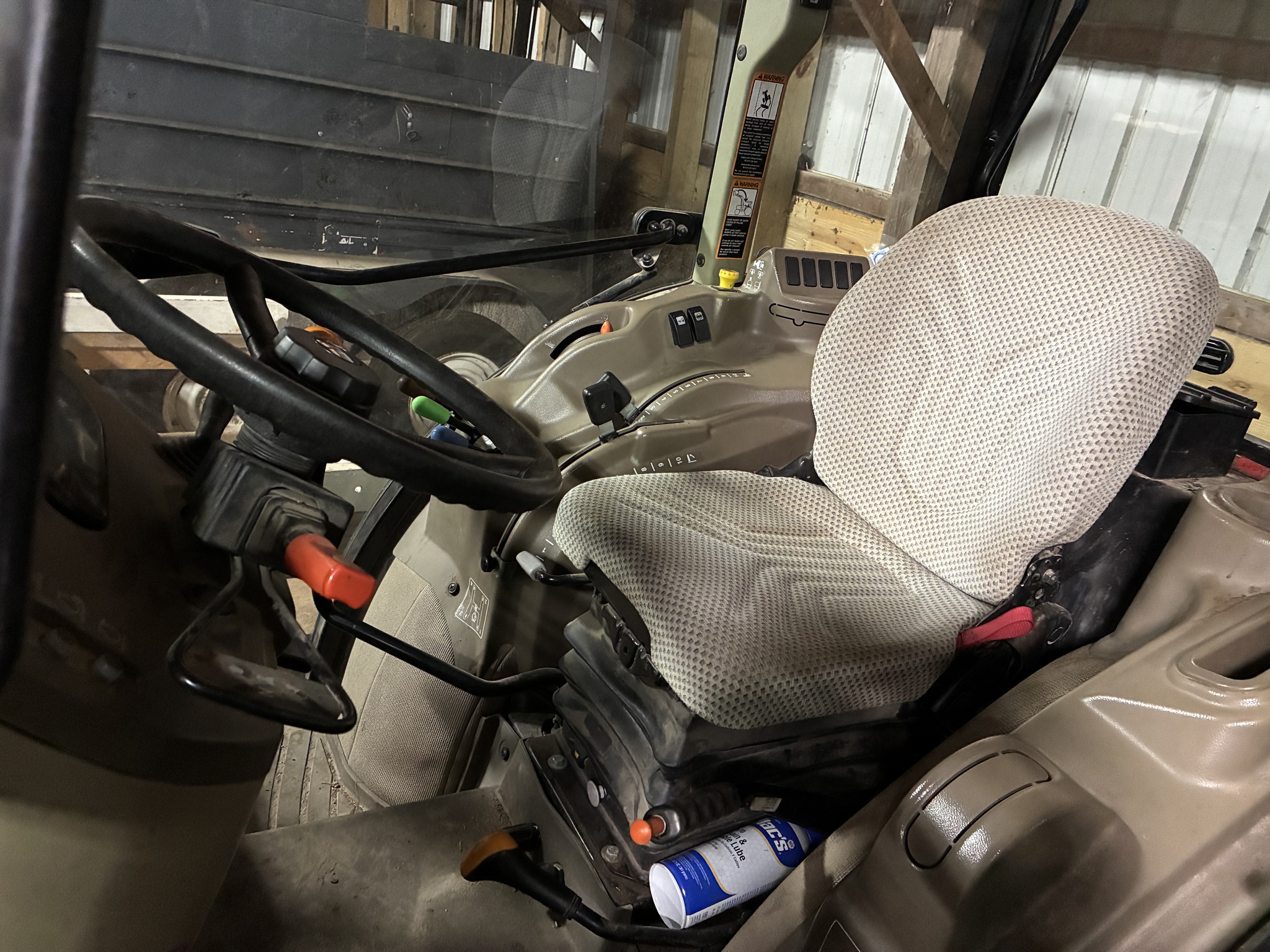 2017 John Deere 5100GN Image 6