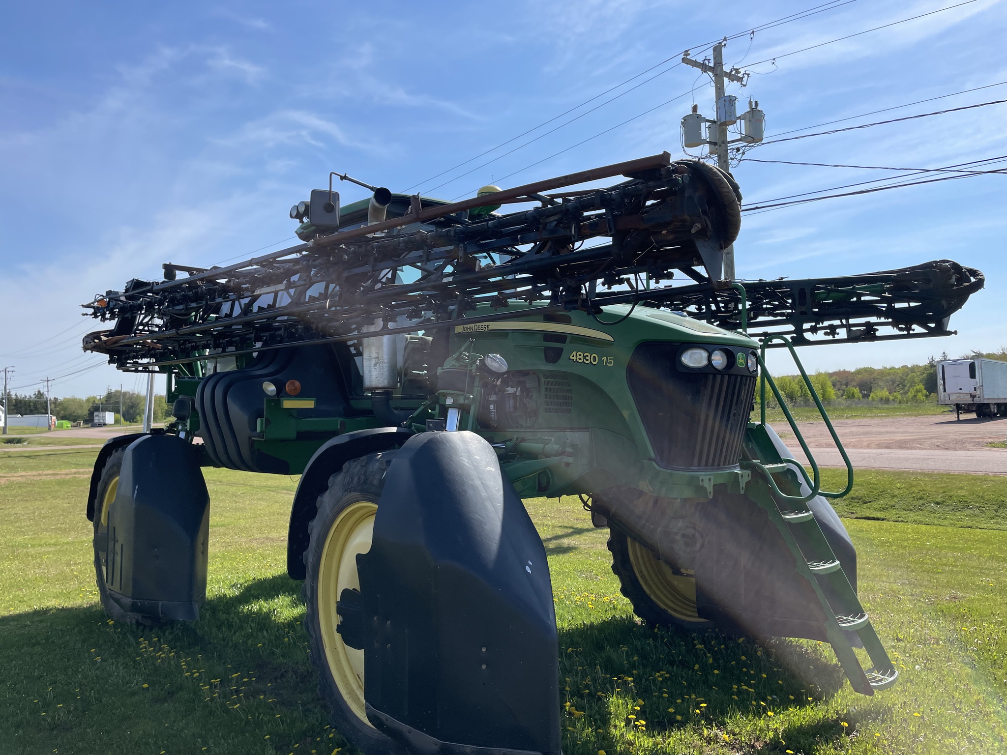 2013 John Deere 4830 Image 3