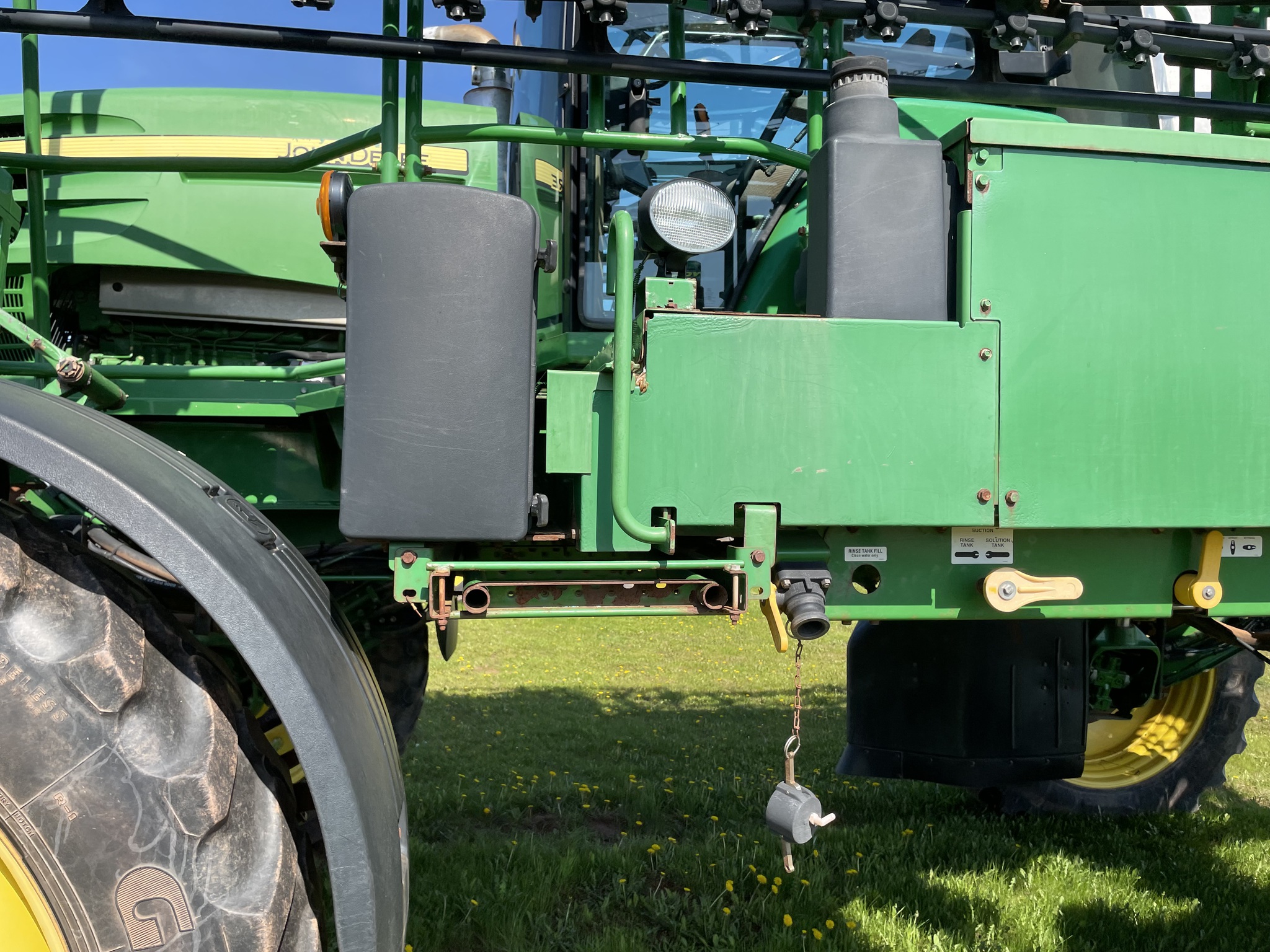 2013 John Deere 4830 Image 16