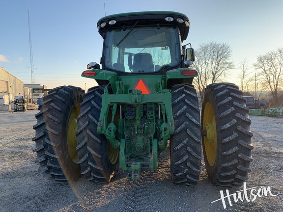 Photo of 2012 John Deere 8260R