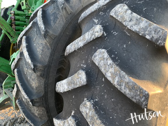 Photo of 2012 John Deere 8260R