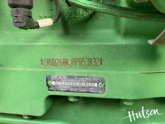 Photo of 2012 John Deere 8260R