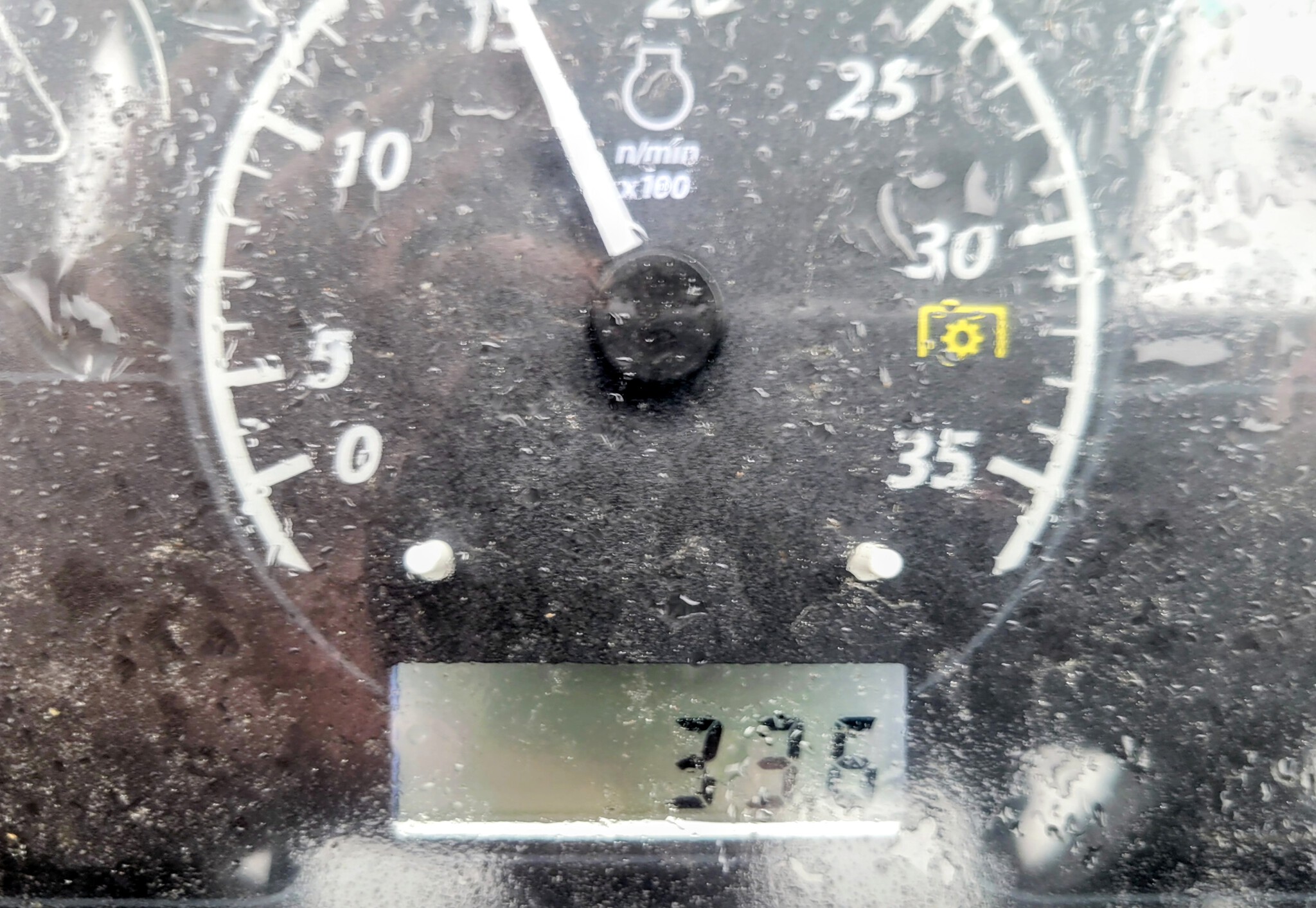 2024 John Deere 1023E Image 5