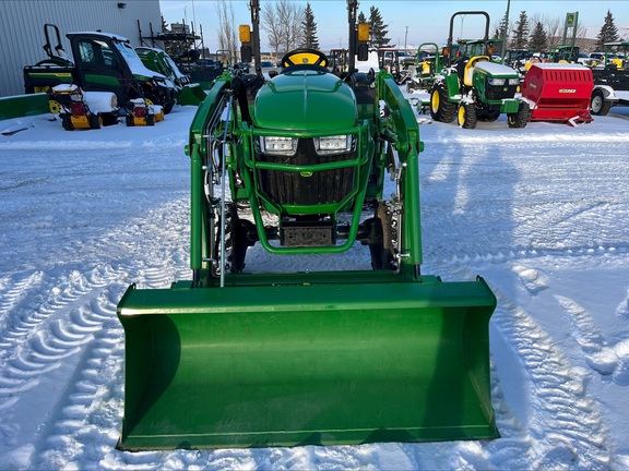 Used 2024 John Deere 2032R Compact Utility Tractors at Horizon Ag & Turf in Edmonton West, AB - Photo5