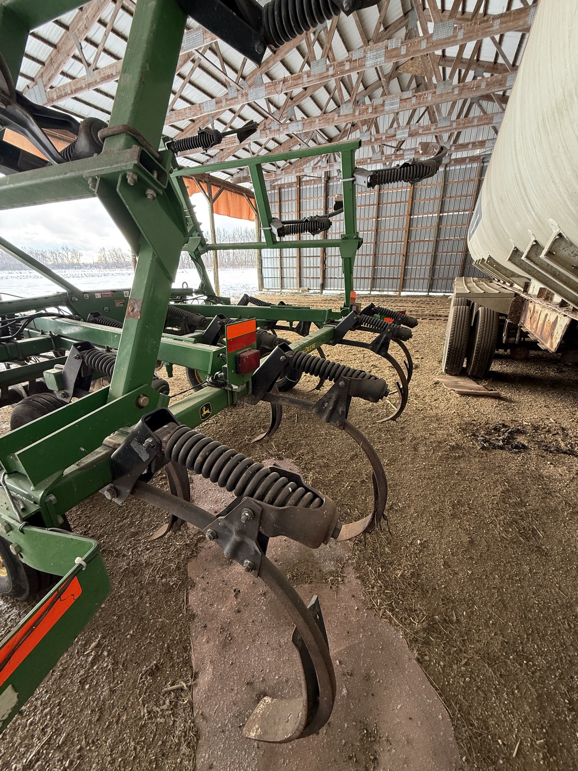 2013 John Deere 714 Image 5