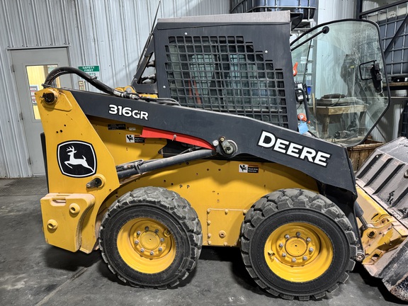 Photo of 2023 John Deere 316GR