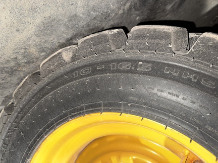 Photo of 2023 John Deere 316GR