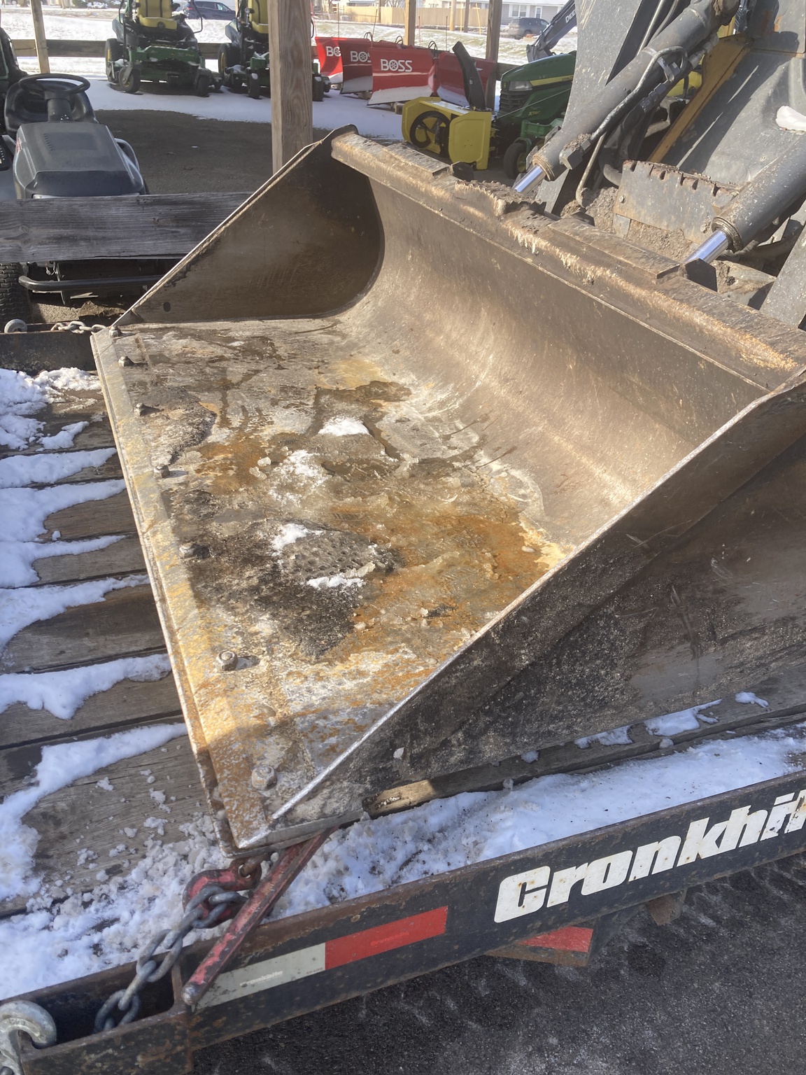 2014 John Deere 318E Image 13