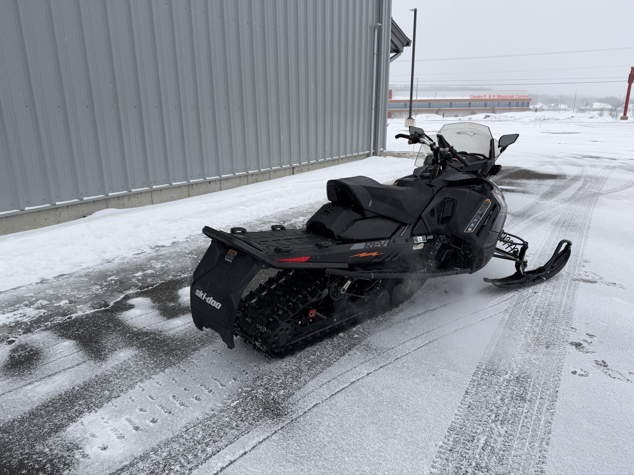 2020 Ski Doo Renegade Adrenaline 900 turbo Image 5