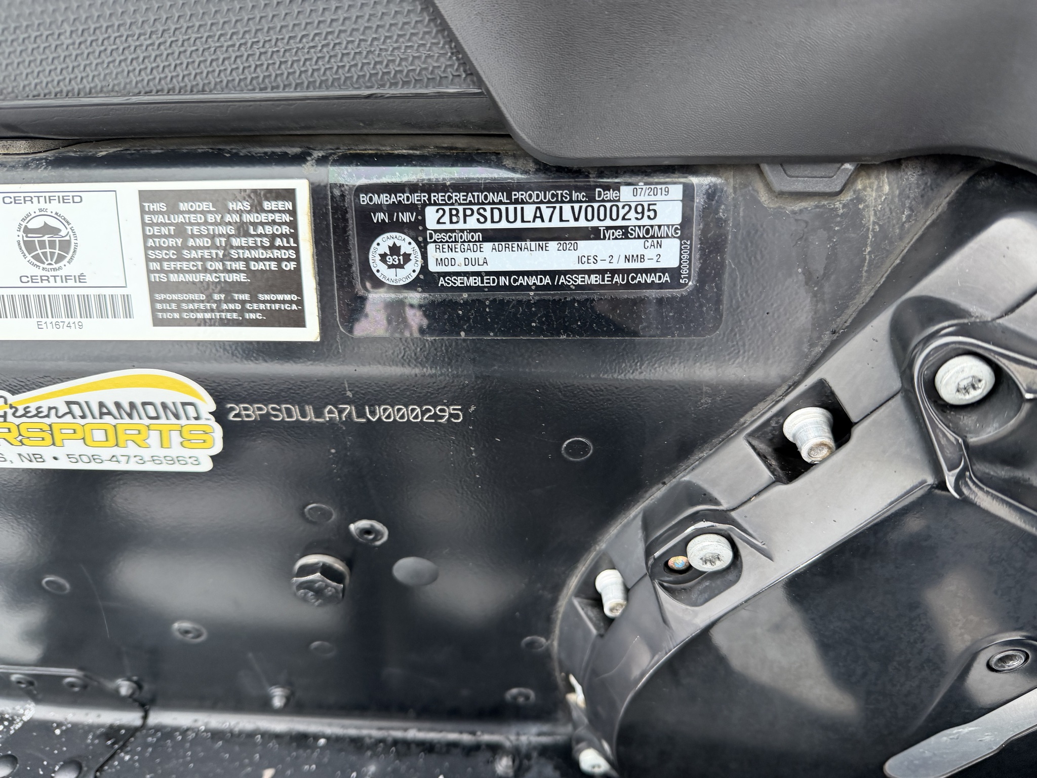 2020 Ski Doo Renegade Adrenaline 900 turbo Image 9