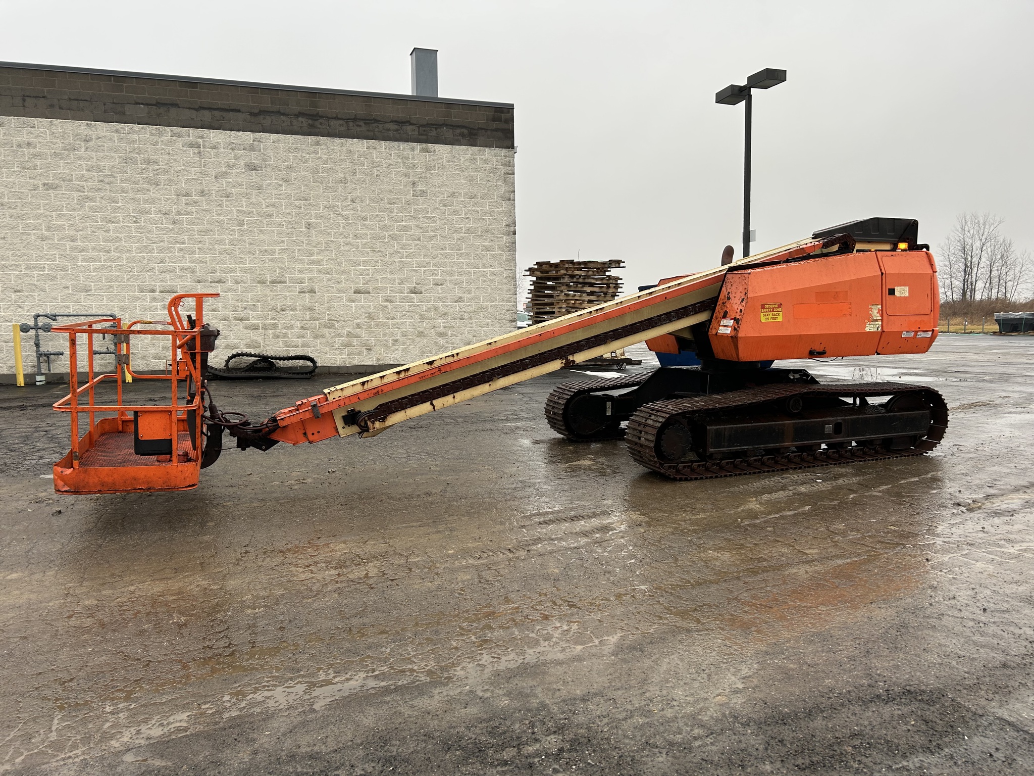 2016 JLG 600SC Image 1