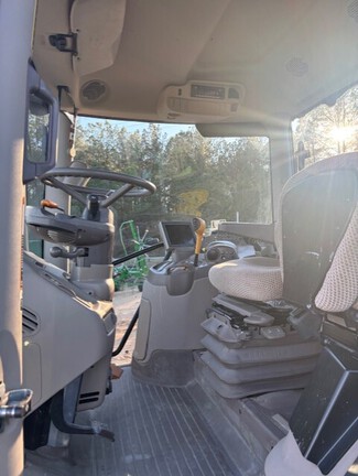 2022 John Deere 6155R-5