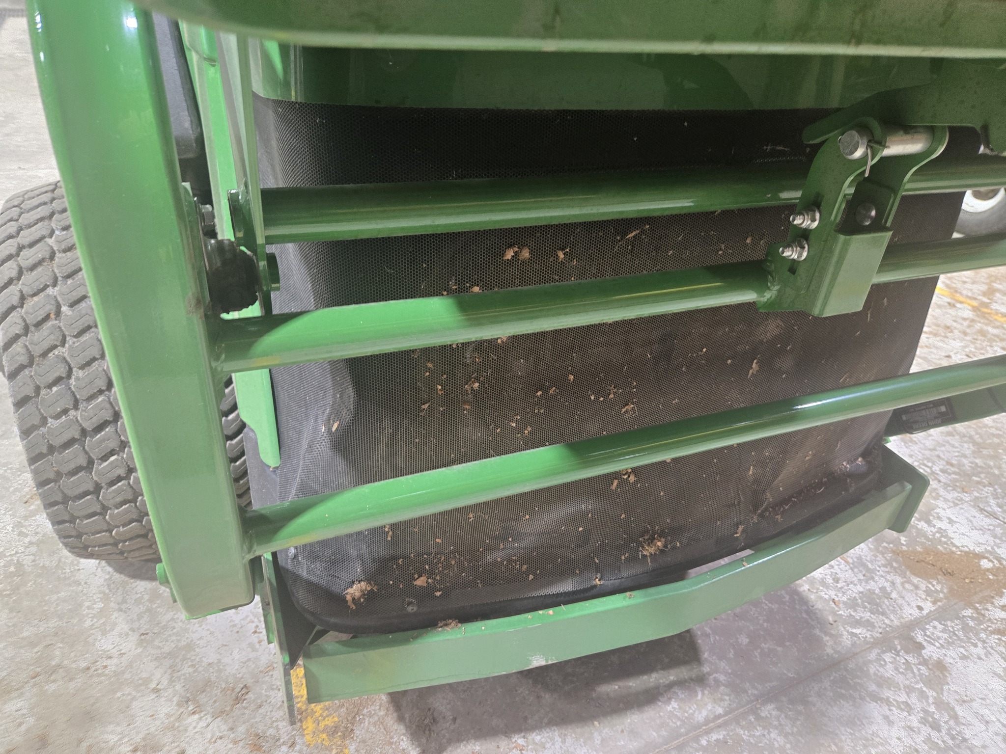  2023 John Deere Z997R at Heritage Tractor in Carthage, IL