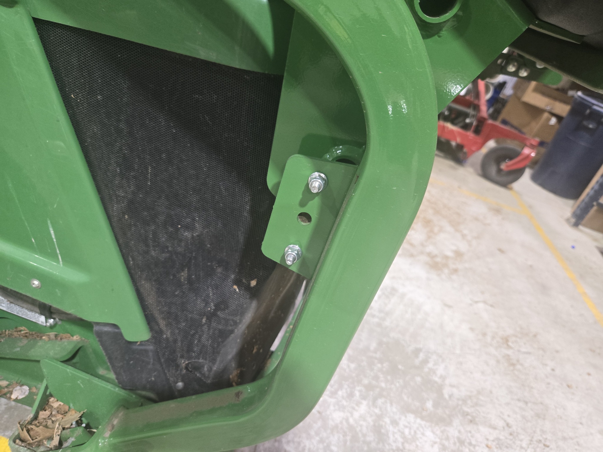  2023 John Deere Z997R at Heritage Tractor in Carthage, IL