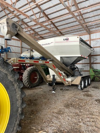 2012 Unverferth 3750