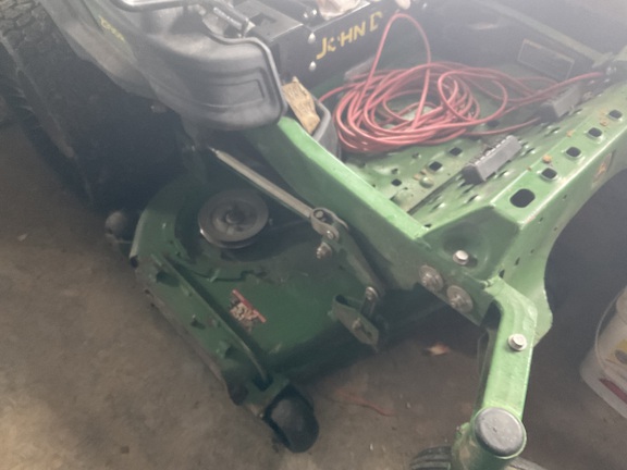 Photo of 2022 John Deere Z930R