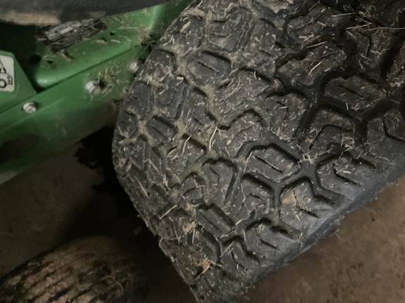 Photo of 2022 John Deere Z930R