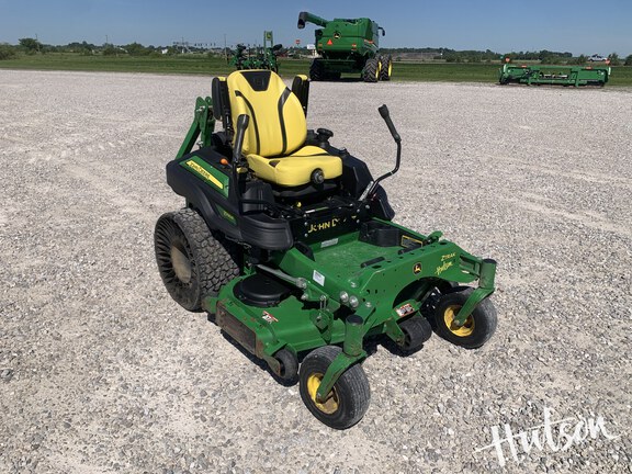 Photo of 2022 John Deere Z930R
