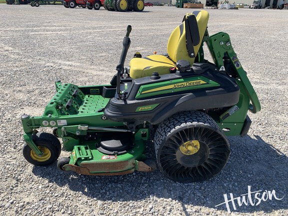 Photo of 2022 John Deere Z930R