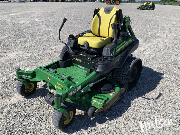 Photo of 2022 John Deere Z930R