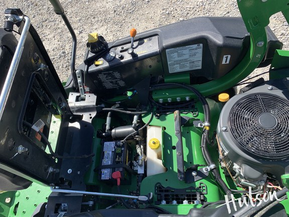 Photo of 2022 John Deere Z930R