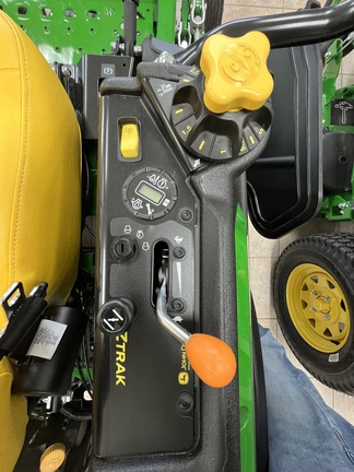 2026 John Deere Z920M-3