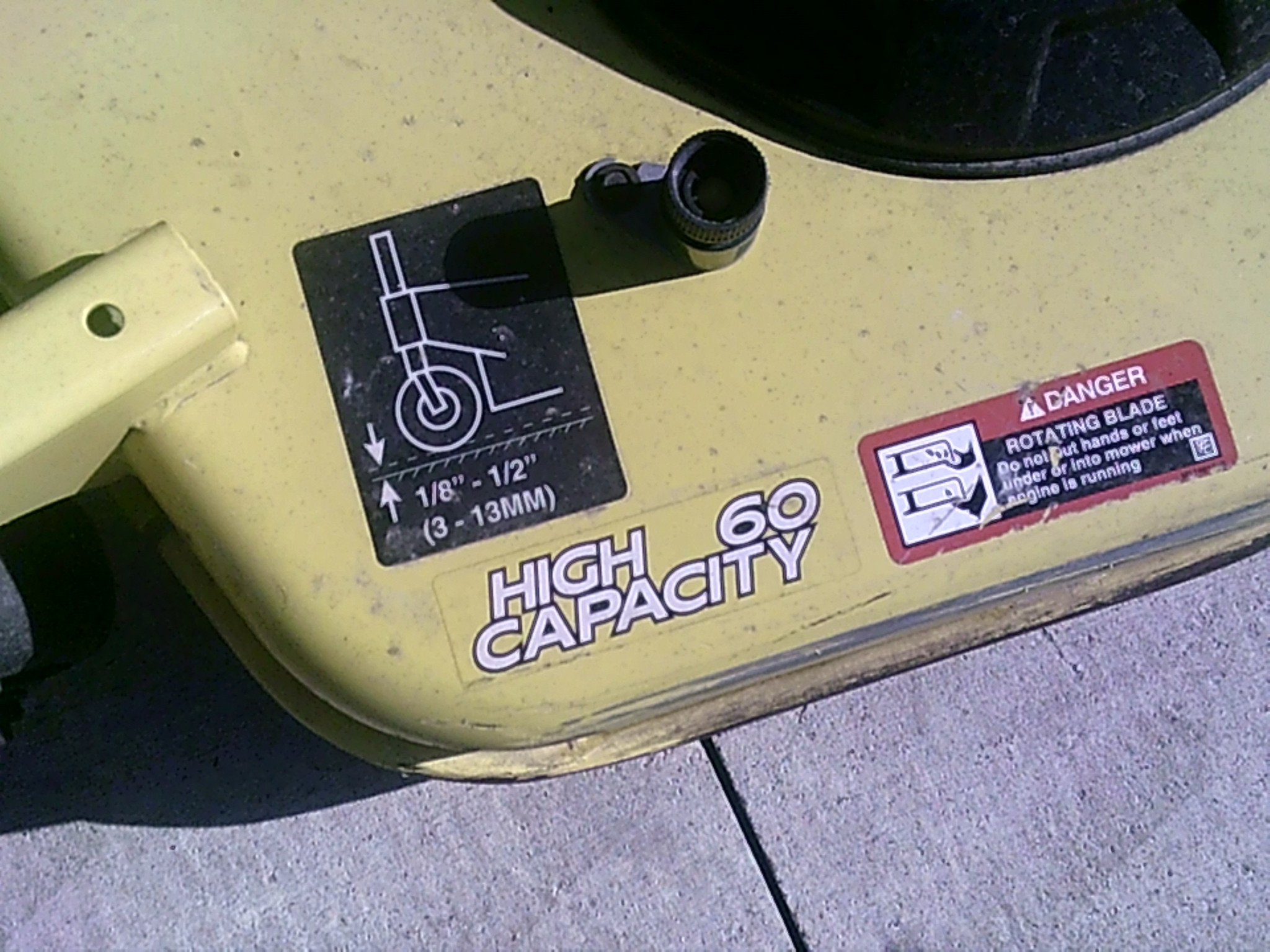 2021 John Deere X754 Image 9