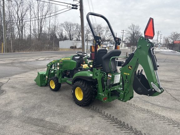 New In-Stock 2024 John Deere 1025R Compact Utility Tractors at Koenig Equipment in Knightstown, IN - Photo7