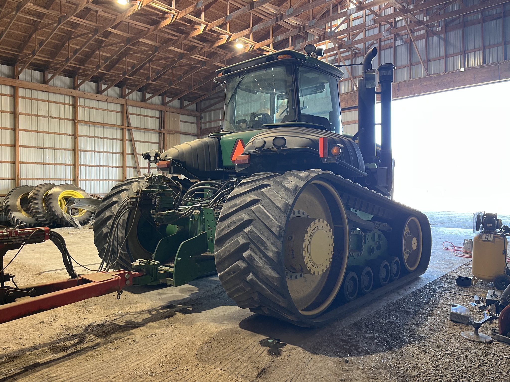 2010 John Deere 9530T Image 9