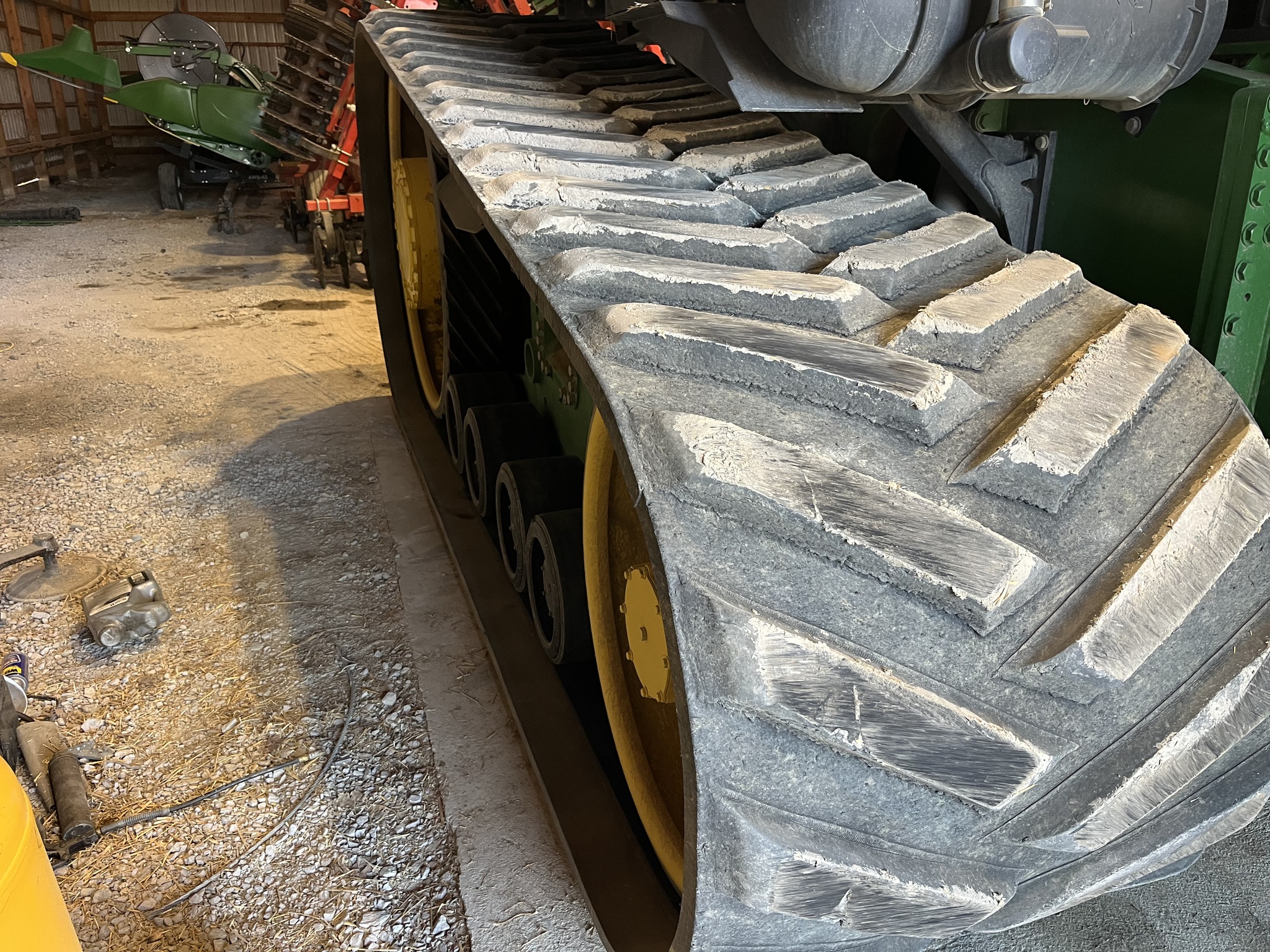 2010 John Deere 9530T Image 16