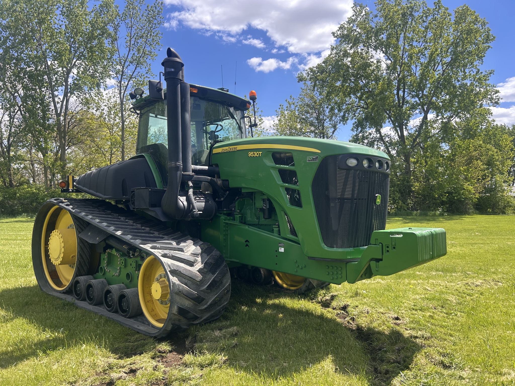 2010 John Deere 9530T Image 3