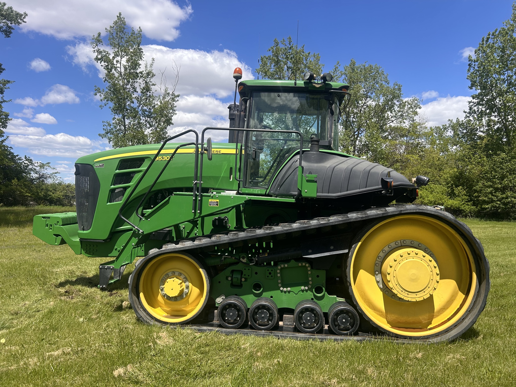 2010 John Deere 9530T Image 8