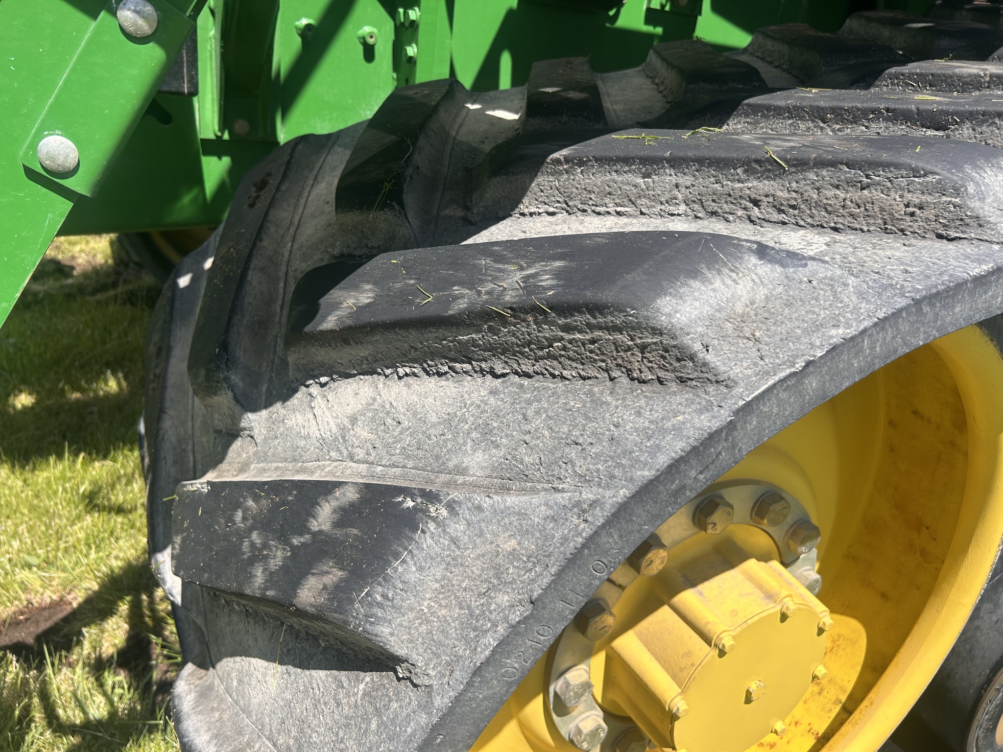 2010 John Deere 9530T Image 10