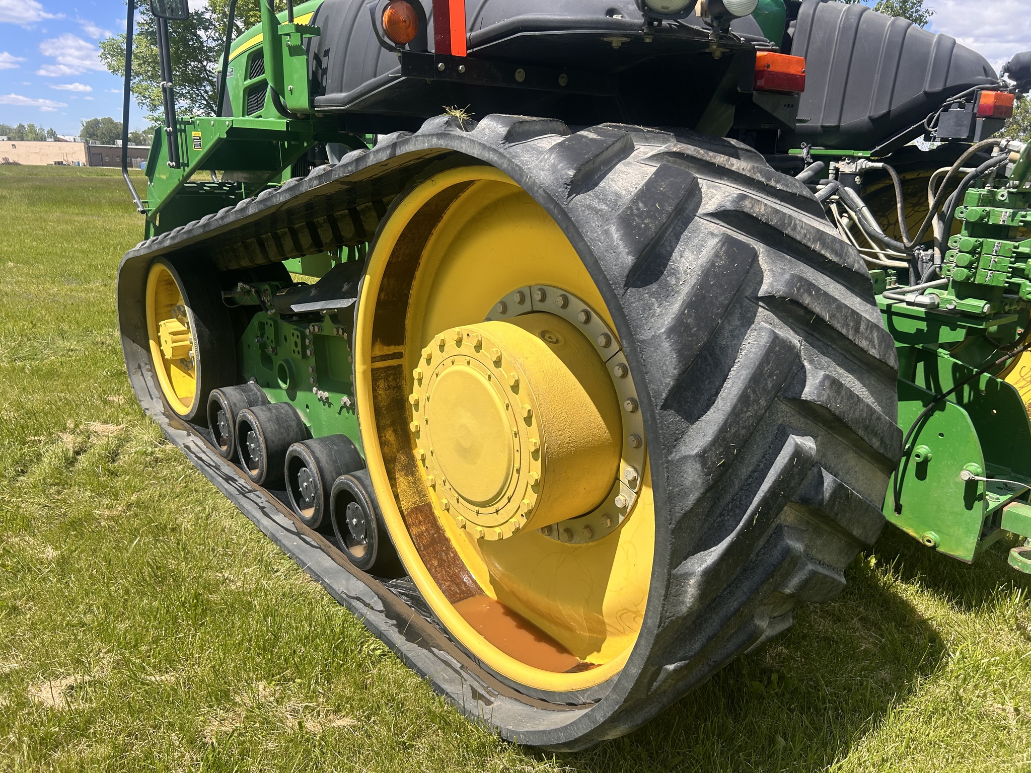 2010 John Deere 9530T Image 14