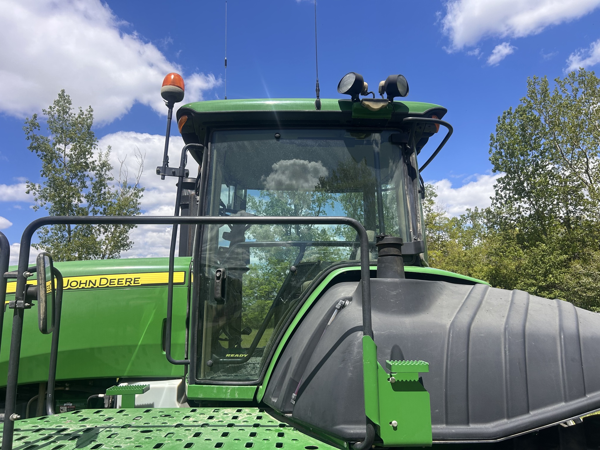 2010 John Deere 9530T Image 31