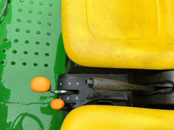 2024 John-Deere TX 4X2