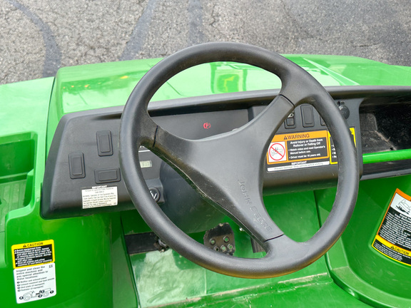 2025 John-Deere TX 4X2