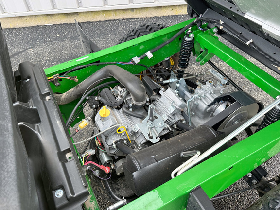 2025 John-Deere TX 4X2