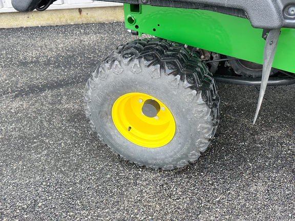 2025 John-Deere TX 4X2