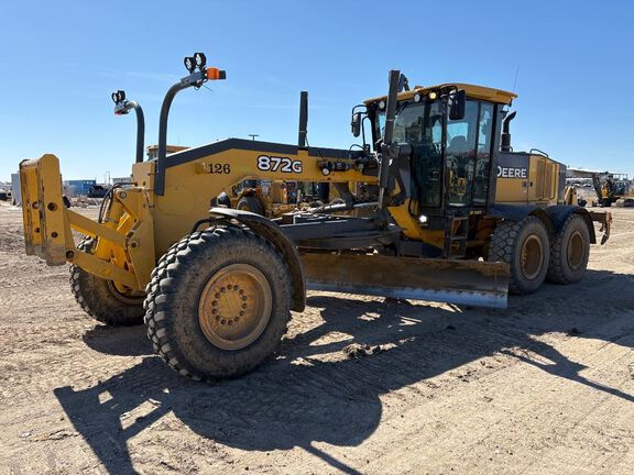 Photo of a 2011 John Deere 872G