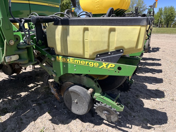 2008 John Deere 1770NT - Photo9