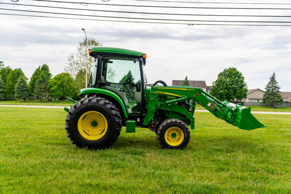 New  John Deere 4052R