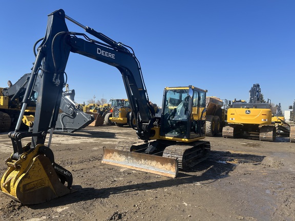 Photo of a 2024 John Deere 85 P