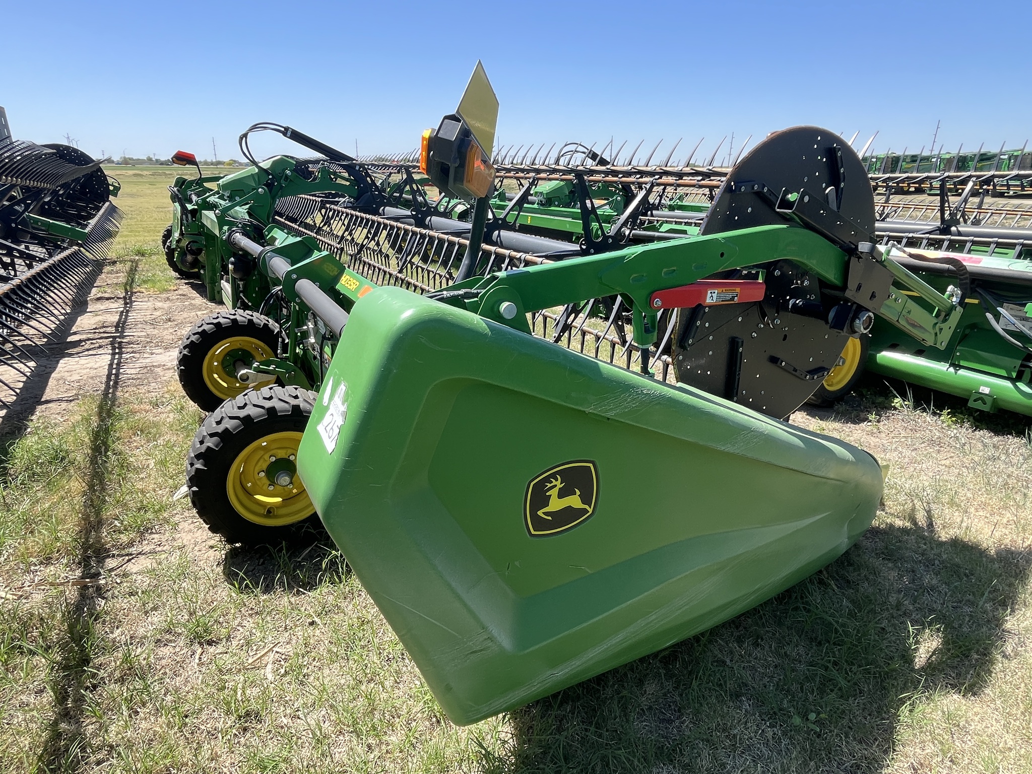 2024 John Deere HD35R Image 5