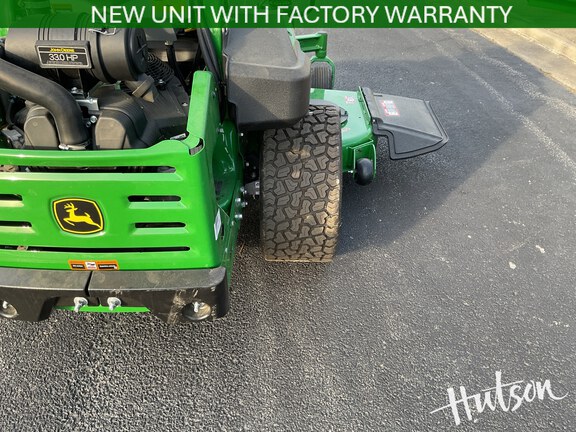 Photo of 2025 John Deere Z965R