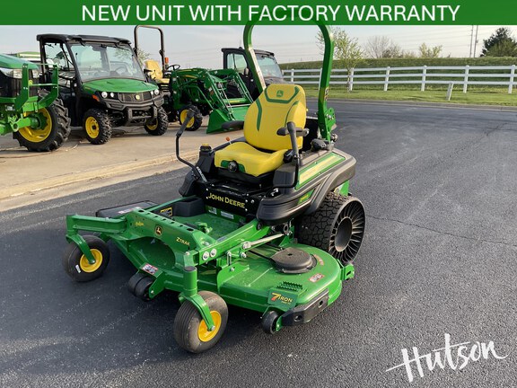 Photo of 2025 John Deere Z965R