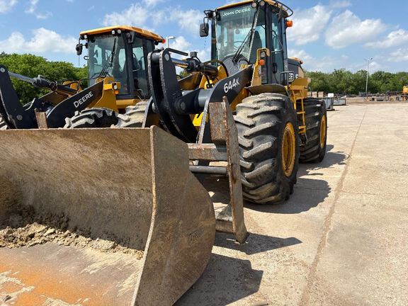 Photo of a 2020 John Deere 644K