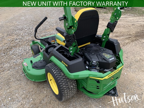 Photo of 2025 John Deere Z545R